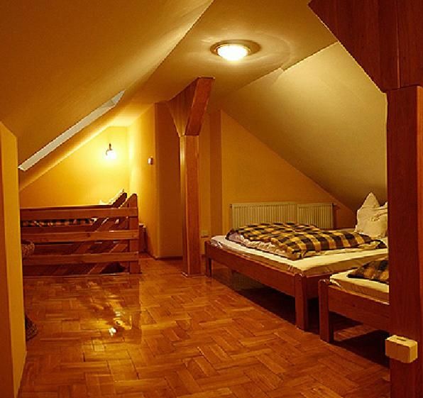 Отели типа «постель и завтрак» Hotelik Senator - Adults Only Зелёна-Гура-23